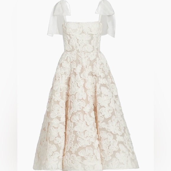 Bronx and Banco Dresses & Skirts - $850 NWOT Bronx and Banco Sabrina Lace Wedding Dress Midi